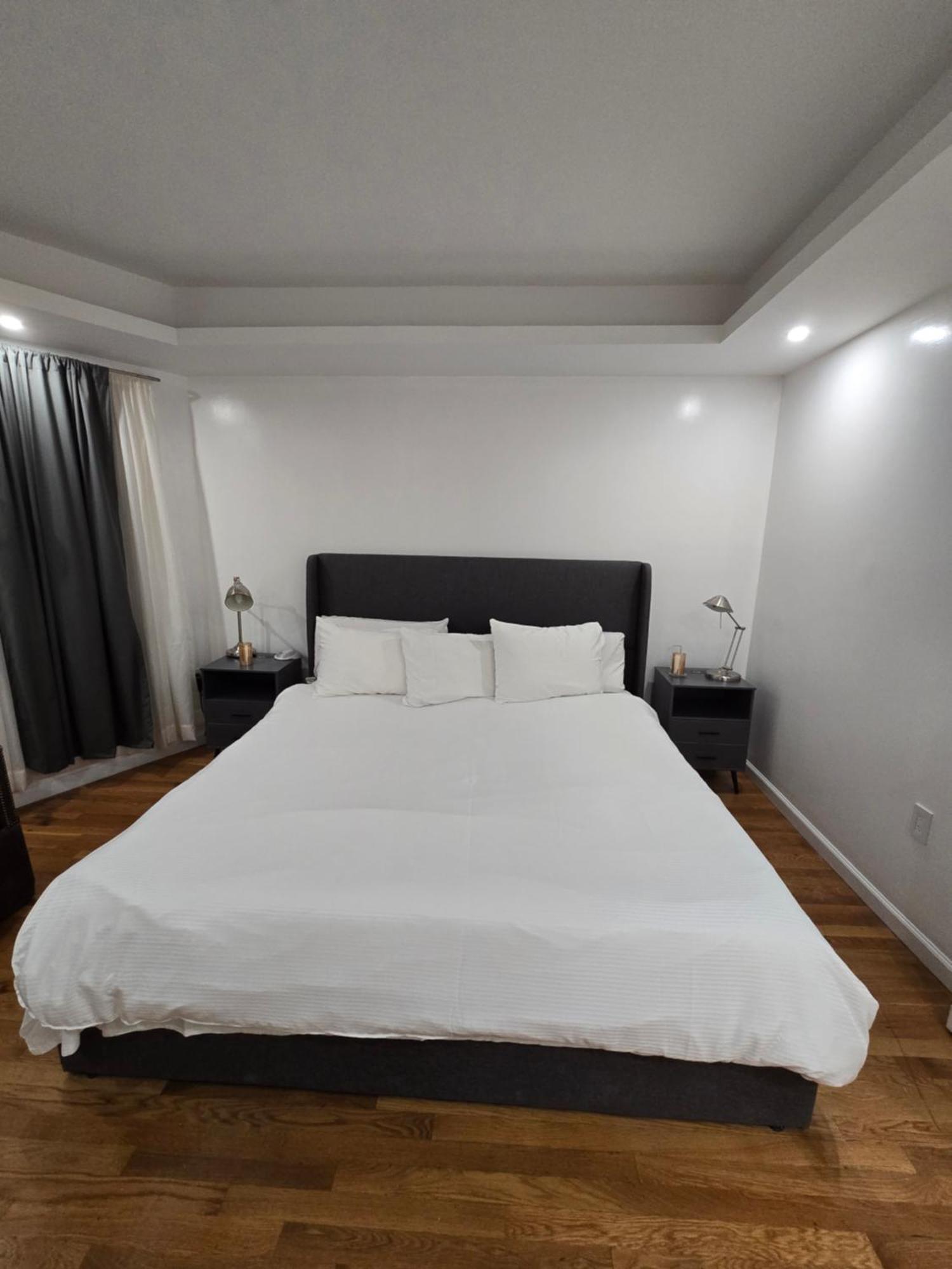 Beautiful Boston Bedroom - New Renovation Eksteriør billede